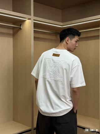 Louis Vuitton LV Monogram Embroidered White T-Shirt view 5