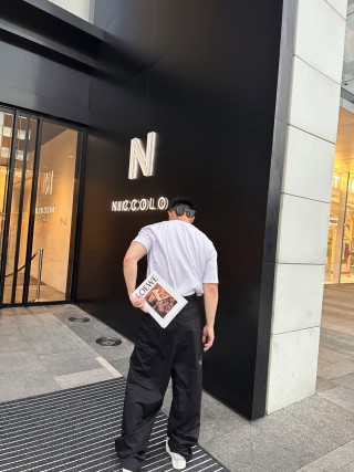 Loewe Black Cargo Pants with Knee Cutouts view 8