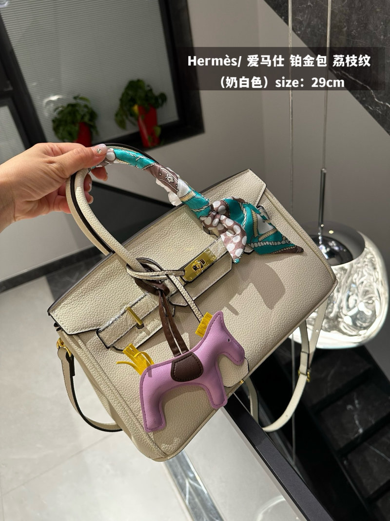 Hermès Platinum Birkin 29cm Cream Leather Crossbody Bag view