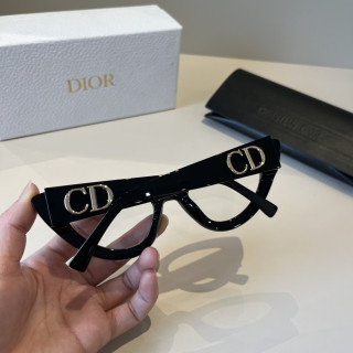 Dior Cat-Eye Sunglasses Black view 6