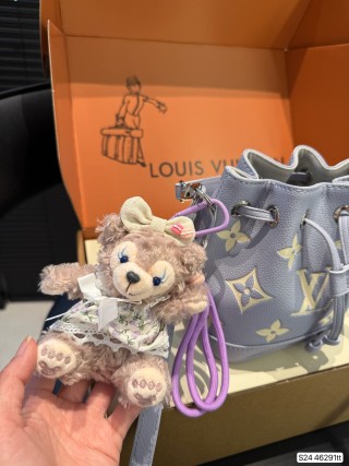Louis Vuitton Noe Bucket Bag Lavender Monogram view 6