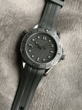 Omega Seamaster Black Ceramic 43.5mm Automatic Watch view 3