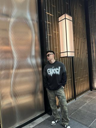 Gucci Graffiti Logo Black Hoodie view 2
