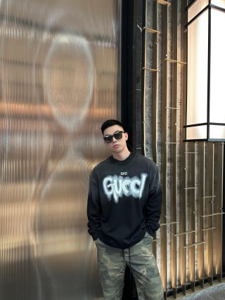 Gucci Graffiti Logo Black Hoodie view 6