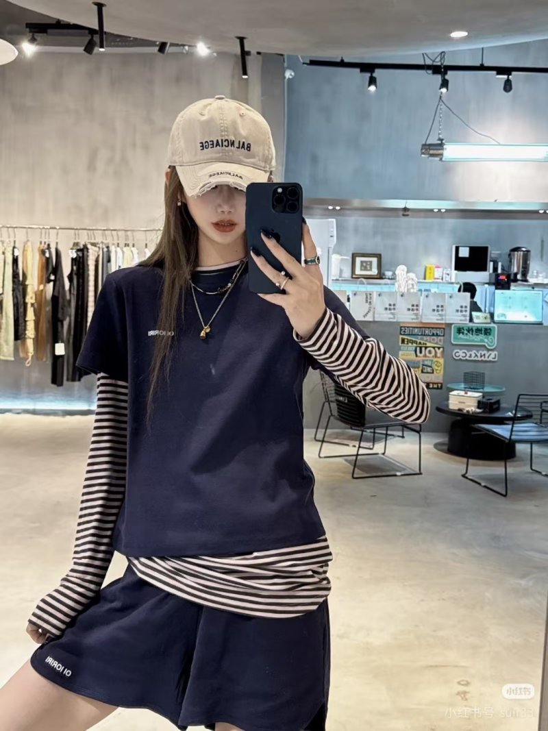 Balenciaga Distressed Double-Layer Embroidered Baseball Cap White view