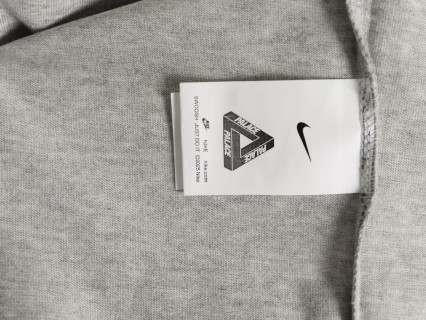 Nike x Palace Collaboration Grey T-Shirt view 9