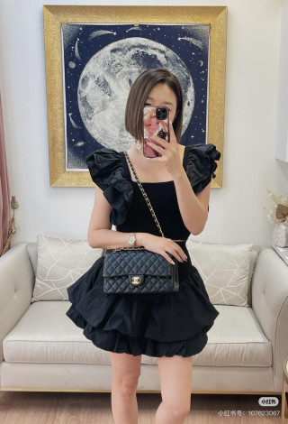 Chanel Classic Quilted Flap Bag Black view 2