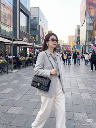 Chanel Classic Quilted Flap Bag Black view 5