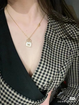 Hermès Crystal Lock Pendant Gold Necklace view 4