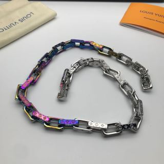 Louis Vuitton Monogram Chain Link Necklace Silver view 2