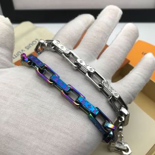 Louis Vuitton Monogram Chain Link Necklace Silver view 6