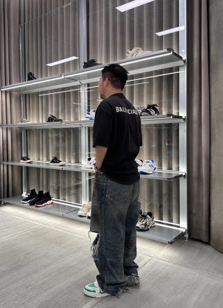 Balenciaga Black Back Logo T-Shirt view 2