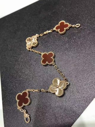 Van Cleef & Arpels Red Carnelian Four-Leaf Clover Necklace view 3