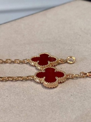 Van Cleef & Arpels Red Carnelian Four-Leaf Clover Necklace view 6