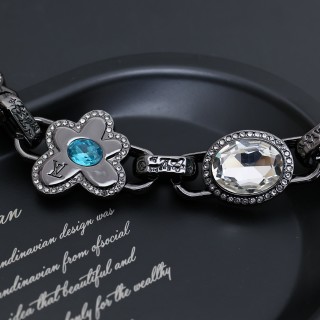 Louis Vuitton Paradise Stone Chain Necklace Silver view 5