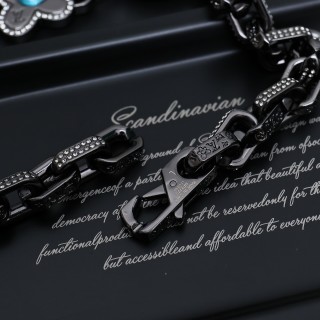 Louis Vuitton Paradise Stone Chain Necklace Silver view 6