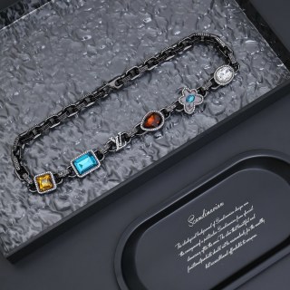 Louis Vuitton Paradise Stone Chain Necklace Silver view 8