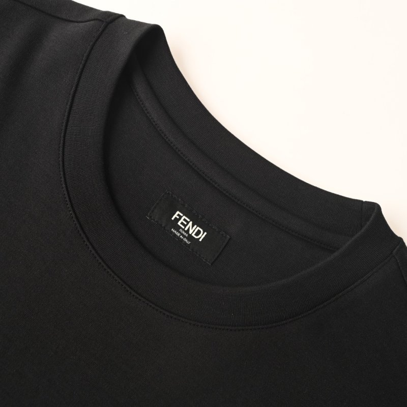 Fendi Black Pocket T-Shirt with Zip Detail view