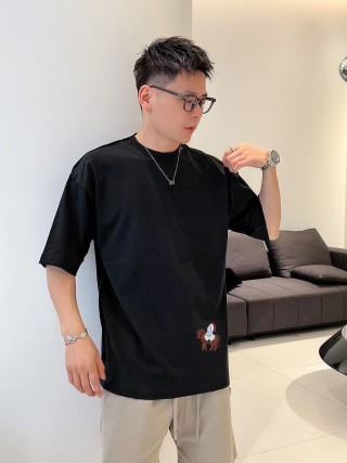 Black Graphic T-Shirt with Embroidered Camel Design view 5