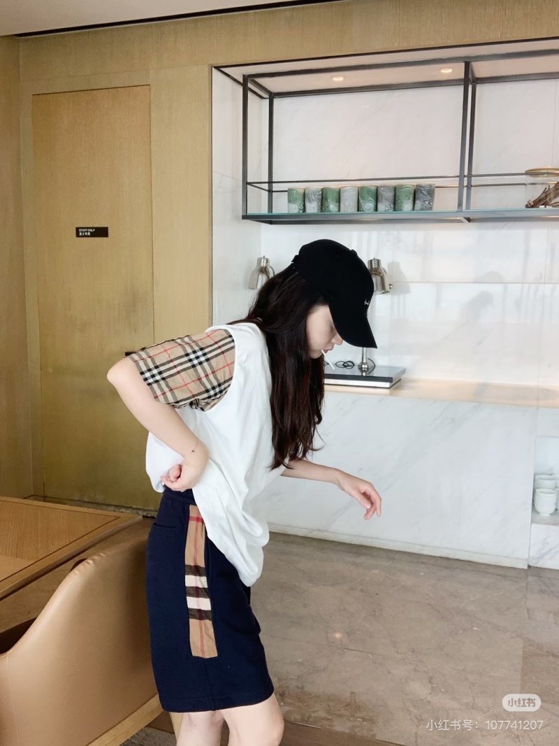 Burberry Check Navy Shorts