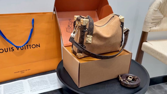 Louis Vuitton Metis Hobo Monogram Canvas Beige Shoulder Bag video