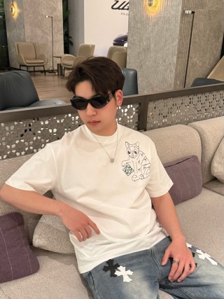 Cream Graphic Dog Print Short Sleeve T-Shirt view 3