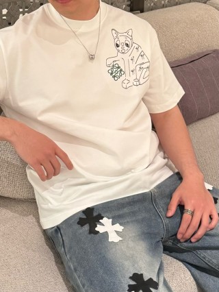 Cream Graphic Dog Print Short Sleeve T-Shirt view 6