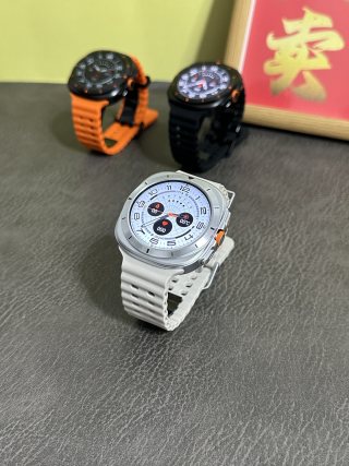 Samsung Galaxy Watch Ultra 47mm Smartwatch – White view 3