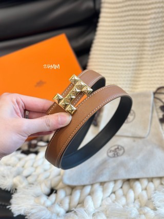 Hermès Quizz Party Buckle Reversible Leather Belt Tan/Black view 4