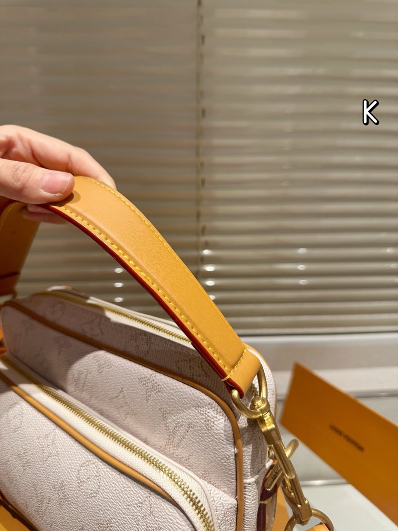 Louis Vuitton Nil Nil Monogram Canvas Crossbody Bag - Cream view