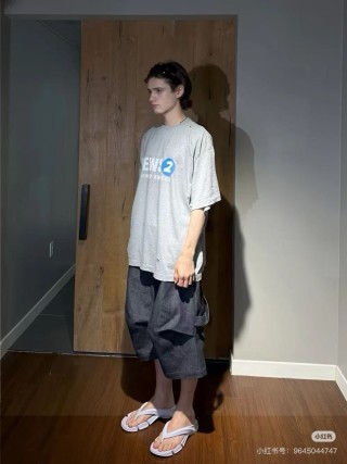 NEWS 2 Daily Express Grey T-Shirt view 6