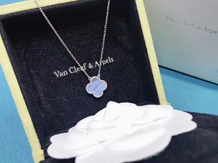 Lucky Four-Leaf Clover Purple Chalcedony Pendant Necklace view 12