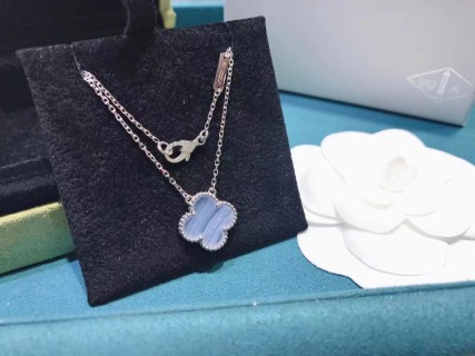 Lucky Four-Leaf Clover Purple Chalcedony Pendant Necklace view 10