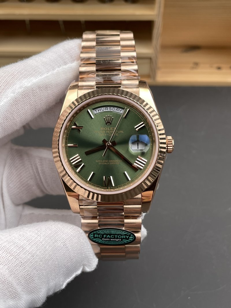 Rolex Day-Date Rose Gold Olive Green Roman Dial 40mm
