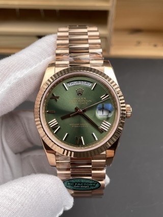Rolex Day-Date Rose Gold Olive Green Roman Dial 40mm view 3