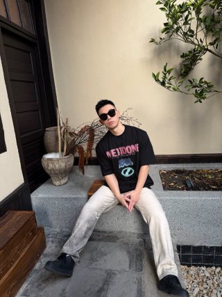 Black Graphic Print Short Sleeve T-Shirt view 4