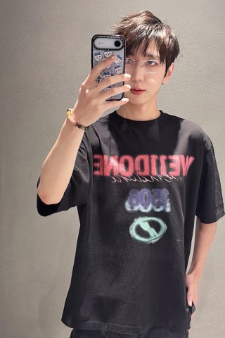 Black Graphic Print Short Sleeve T-Shirt view 8