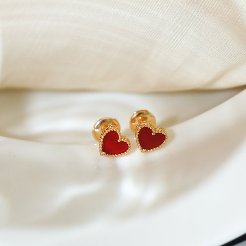 VCA Mini Red Carnelian Heart Stud Earrings view