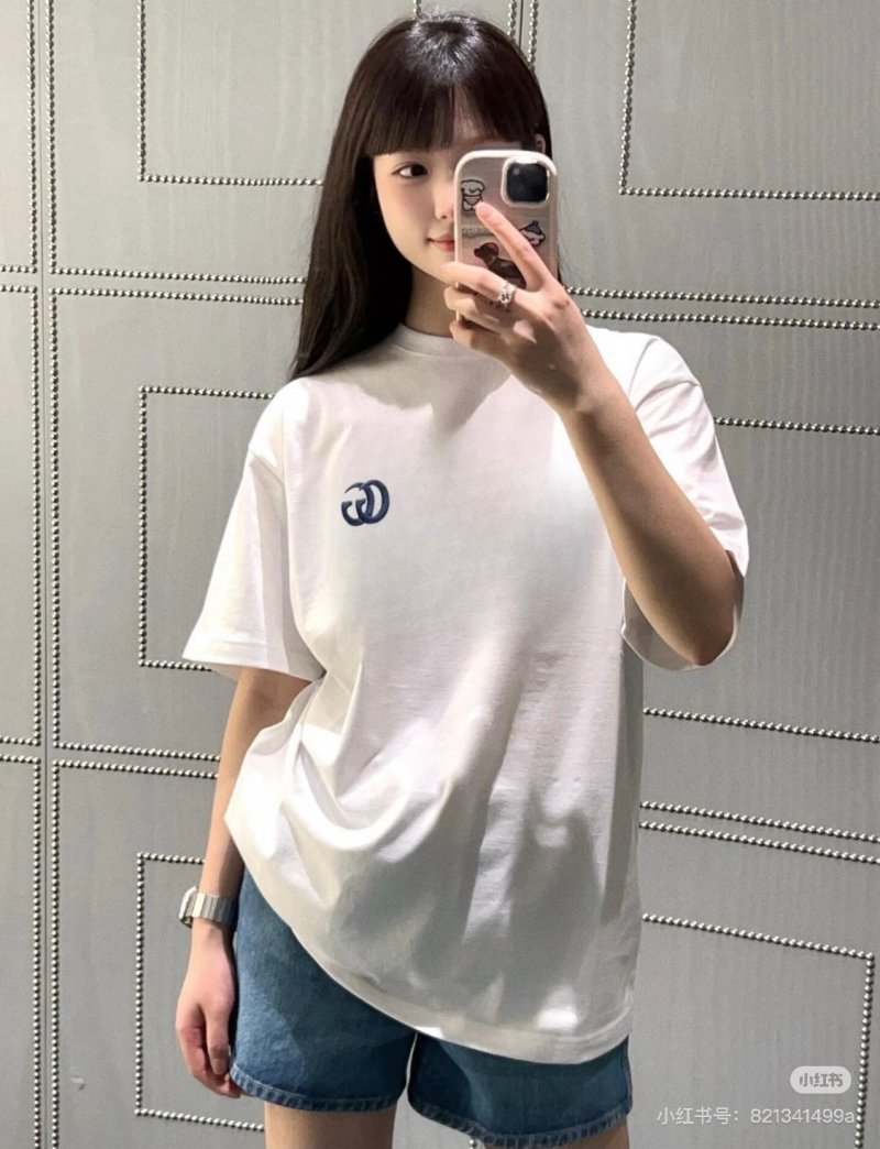 Gucci GG Logo White T-Shirt view