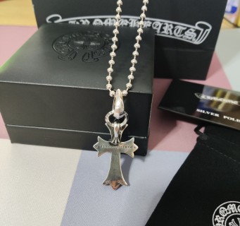 Chrome Hearts Vintage Heart Cross Pendant Necklace Silver view 8