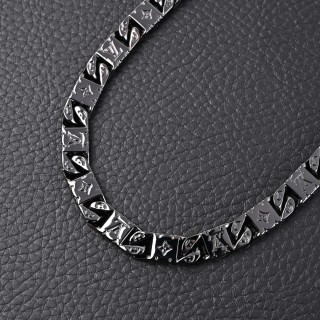 Louis Vuitton Monogram Tied Up Necklace – Gunmetal view 3