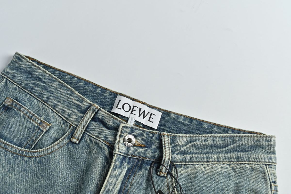 Vintage Wash Wide-Leg Denim Jeans – Light Blue view