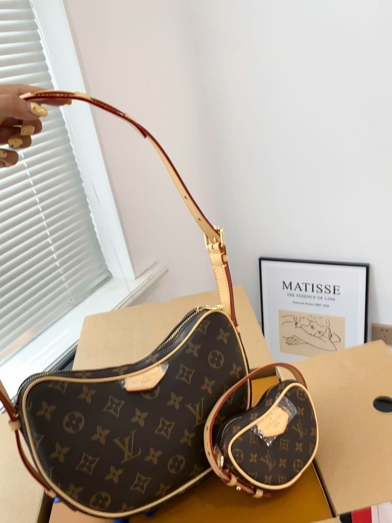 Louis Vuitton Monogram Canvas Shoulder Bag with Cognac Leather Strap