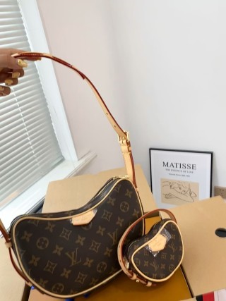 Louis Vuitton Monogram Canvas Shoulder Bag with Cognac Leather Strap video