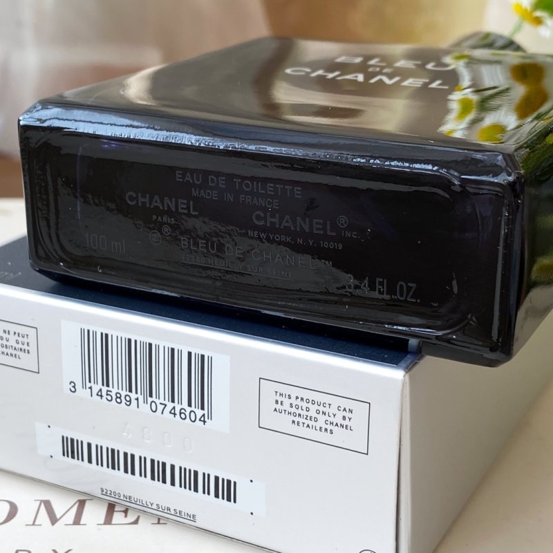 Bleu de Chanel Eau de Toilette 100ml view