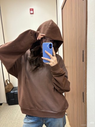 Brown Oversized Graphic Hoodie view 2