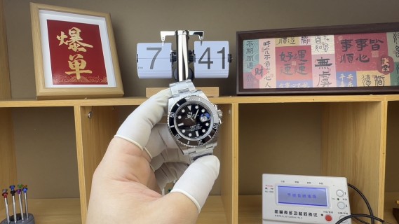 Rolex Submariner 40mm Black Dial Steel Watch video