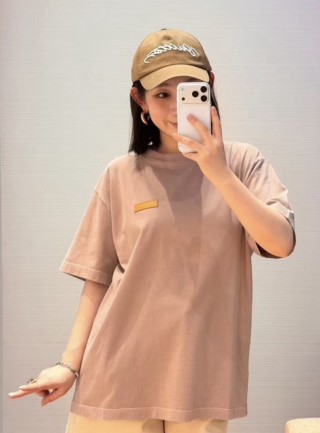 Dusty Pink Short Sleeve T-Shirt with Gold Label view 6