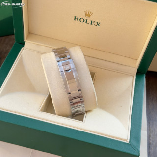 Rolex Daytona Chronograph Ice Blue Dial Diamond Bezel view 7