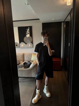 Miu Miu Black Contrast Trim Logo T-Shirt view 6